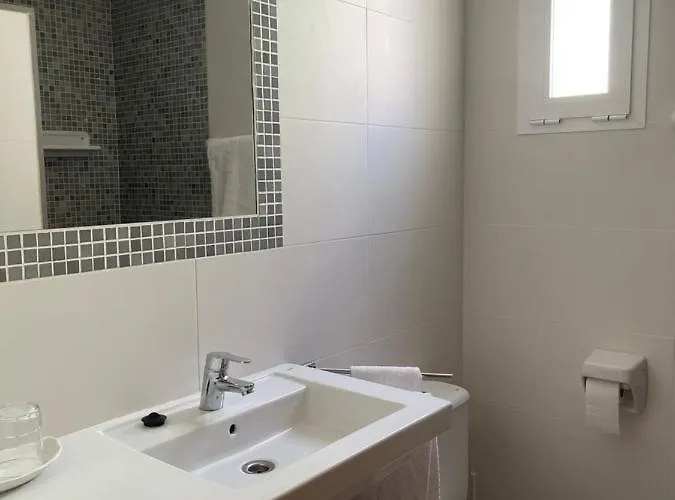 בית הארחה Gallu קאלה ראטג'אדה