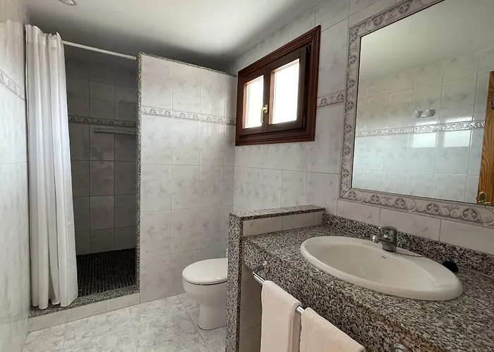 Gallu Гостьовий будинок 3*