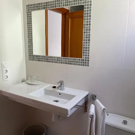 Gallu בית הארחה קאלה ראטג'אדה